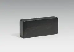 Karl Prantl, Column fragment, 1973, black granite