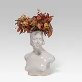 Leherb, Porcelain bust with flowers, ceramic with dried flowers