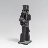 Josef Pillhofer, Bepackte Eugenia, 1970, bronze