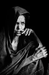 Sebastião Salgado, Goundam region. This woman blinded by sandstorms and chronic eye infections, has reached a refugee camp. Mali, 1985, 1985/2020, Fine Print