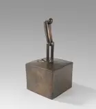 Fritz Koenig, Kleiner Kugelhalter, 2005, Bronze with brown patina