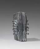 Günther Uecker, Zeitungsblock, 2012, Bronze