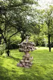 László Szabó, Quellenkönigin, 1971, Bronze