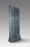 Günther Förg, Ohne Titel (Stele), 2000, Bronze