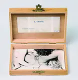 Robert Filliou, Boite Optimiste No. 2: Vive la mariage, 1968, Multiple