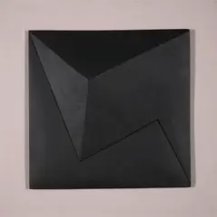 Marian Szpakowski, Kompozycja ZH 1272/75, 1975, Relief in plaster, mounted on grey primed chipboard