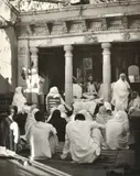 Werner Bischof, Devotees, (Bombay), 1939, silver gelatin print
