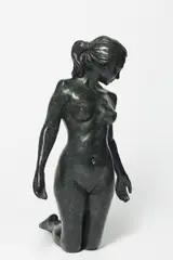David Harrison, Zophia Kneeling, bronze