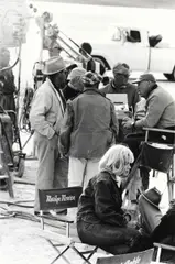 Eve Arnold, Chatting on the Set of The Misfits 1960, 1960, silver gelatin print (printed 2005)
