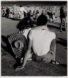 Max Dupain, Beach watchers, Bondi 1940s