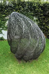 Bronwyn Oliver, Tracery 2003, 2003, copper with bronze base