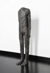 Postać by Magdalena Abakanowicz, 2001, brąz patynowany, sold Oct 2019