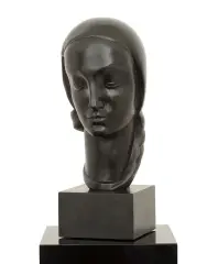 Głowa kobiety by Janina Reichert-Toth, brąz, sold Dec 2022