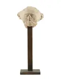 Z cyklu Portrety Anonimowe by Magdalena Abakanowicz, 1989, tkanina, żywica, drewno, sold Dec 2022
