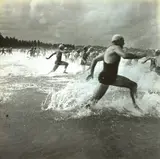 Max Dupain, Surf Race Start (1940)