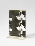 Andy Warhol, Kiss 1966, Serigrafie auf Plexiglas, gebogen