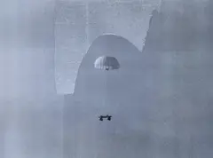 Anna Vogel, Fallschirm II, Collage: Kopie auf Papier