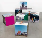 Franz Stauffenberg, Happier Days (7 Kuben), C-Print auf Würfel