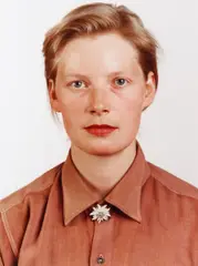 Porträt (P. Stadtbäumer) by Thomas Ruff, C-Print, sold Jun 2015