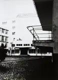 Architektur II (4 Blätter aus einer Mappe mit 5 Arbeiten) by Günther Förg, Schwarzweißfotografie, Brom Silberprint auf Orwo Baryt, sold Jun 2015