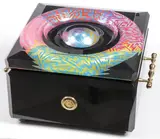 Yankel Ginzburg, Music Box