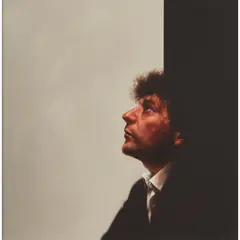Graeme Wilcox, ON A CORNER, oil on canvasboard