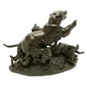 Ours Fuyant les Chiens (Bear Fleeing from Dogs) by Antoine-Louis Barye, bronze, sold Dec 2020
