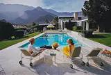 Slim Aarons, Poolside Pairs, 1970, Chromogenic print, printed later