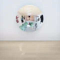 Anish Kapoor, Random Triangle Mirror, 2016, stainless steel and resin