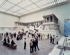 Thomas Struth, Pergamon Museum 1, Berlin, 2001, Chromogenic print, Diasec mounted
