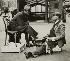 John Gutmann, Shoeshine, Harlem, N. Y., 1936, Gelatin silver print