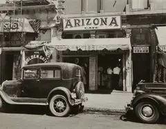 John Gutmann, Arizona Cafe, Los Angeles, 1935, Gelatin silver print