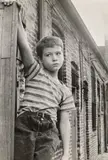Danny Lyon, Chicago (boy in alley)
