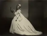 Pierre-Louis Pierson, The Comtesse Castiglione, "J'y vais?", 1861-1867, Gelatin silver print, printed between 1895-1910