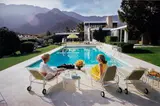 Slim Aarons, Poolside Pairs, 1970, Chromogenic print, printed later