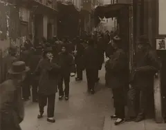 Arnold Genthe, The Street of the Gamblers (by Day), Chinatown, San Francisco, circa 1900, Platinum print
