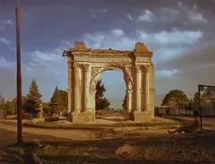 Simon Norfolk, King Amanullah’s Victory Arch, Paghman Afghanistan, 2002, Chromogenic print