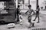 David Goldblatt, Steven with bus, Doornfontein, Johannesburg