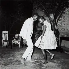 Malick Sidibé, Nuit de Nöel (Happy-Club), 1963, Gelatin silver print, printed 2007