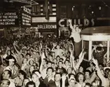 Arthur Leipzig, V.E. Day, Times Square, 1945, Gelatin silver print
