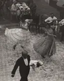 Martin Munkácsi, Spanish Dancers, Seville, Spain, circa 1930, Gelatin silver print