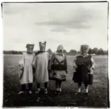 Diane Arbus, Untitled (4)