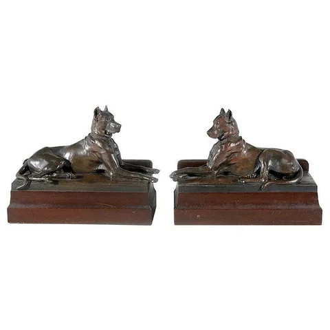 Georges Gardet, A pair of bookends: Chien Danois and Chien Danoisse, patinated bronze