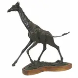 Kenneth Bunn, Giraffe