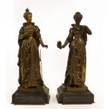 Eutrope Bouret, Femmes en costume d'époque, A pair of gilt bronze