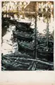 Siegfried Berndt, Boote am Anleger. 1. H. 20. Jh, Farbholzschnitt auf chamoisfarbenem Velin
