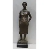 Chaim Gross, Partial gallery label on underside of base