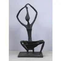 Angel. Bronze "La Coiffure Botello, . Signed 'Botello #4