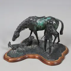 Jonathan Knight, - Large Bronze Sculpture Of A Huntsman & Horse, A large bronze sculpture of a Huntsman standing by his horse