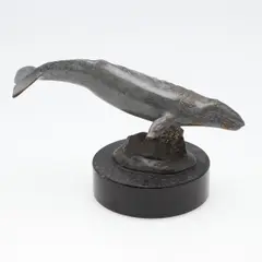 Randy Puckett, Grey Whale, bronze sculpture on a marble base